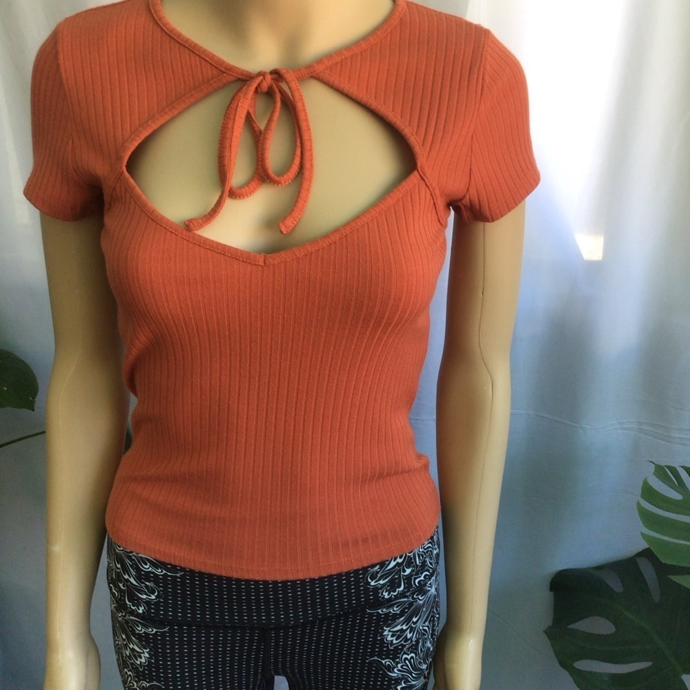 Women's Ribbed Cutout Top - Orange